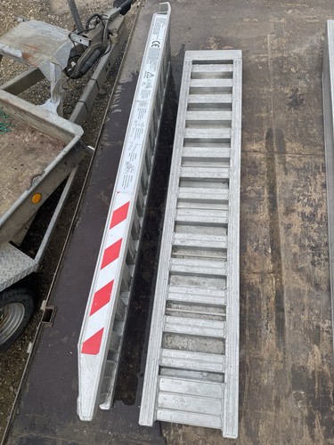 Trailer ramps aluminum - ramps,