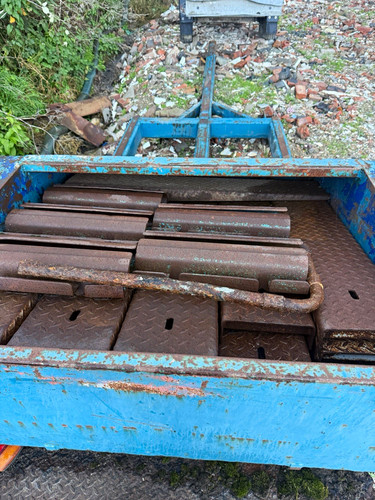Umbilicle pipe road ramps on - umbilicle,