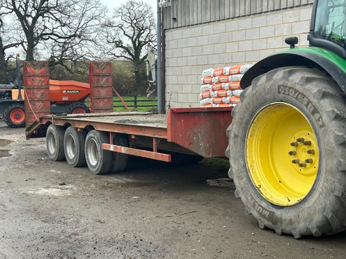 Tri axle low loader cauley - axle,