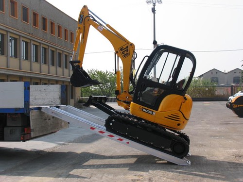 Heavy duty loading ramps - duty,
